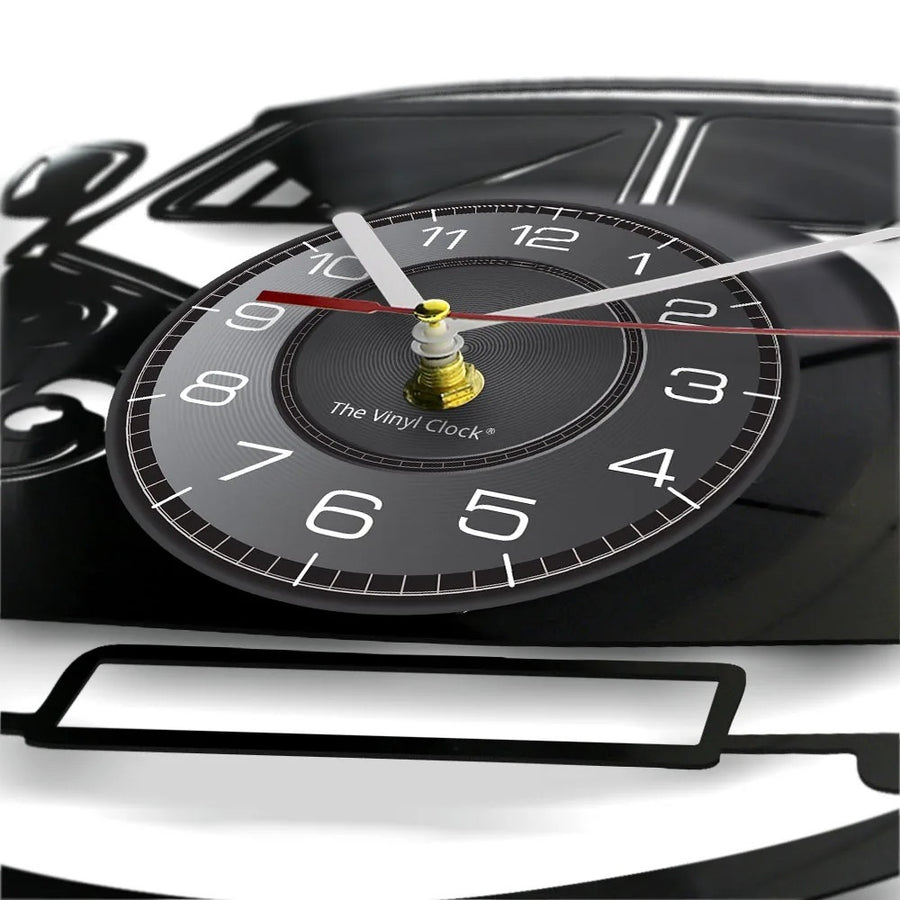 Creative Mirror Retro Personality Mute Wall Clock